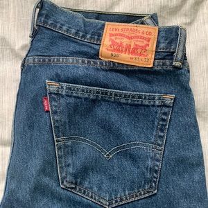 EUC Levi's 505™ REGULAR FIT MEN'S JEANS 33x32 Nicely broken in